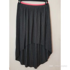 MWOT! American Eagle Outfitters Hi-Lo Gray Skirt M